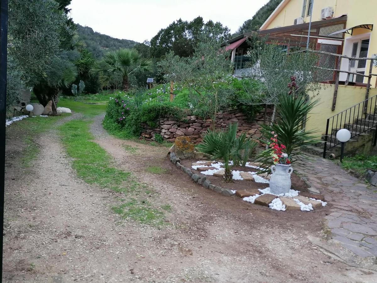Il Lentischio Hotel Cala Sapone Eksteriør billede
